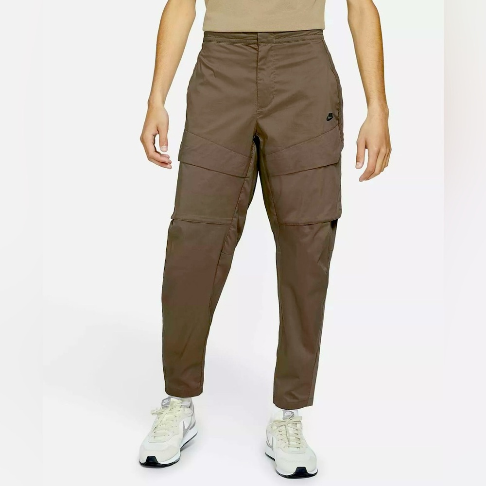 Nike NSW Tech Essential Woven Utility Cargo Pants Size M Men Brown